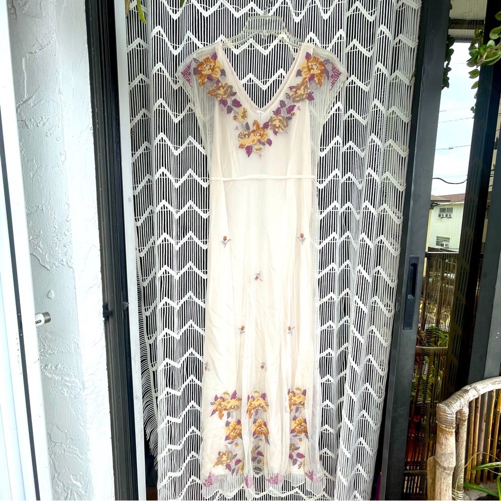 Embroidered maxi dress